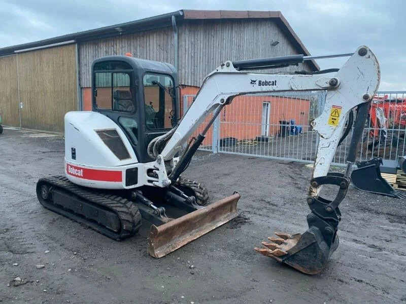 Mini pelle Bobcat 430 – 3,5 tonnes (Location)