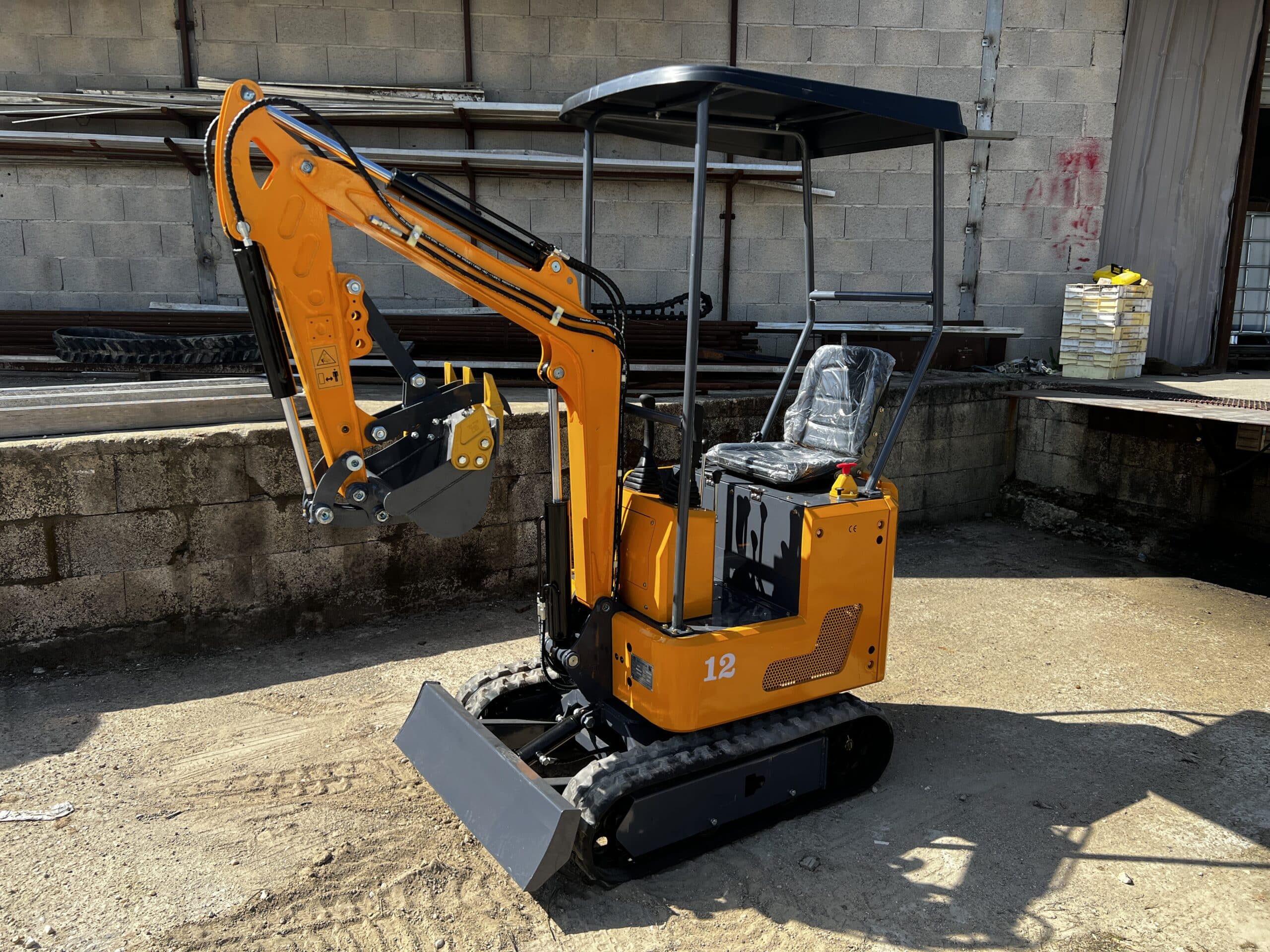 Mini pelle RLD12 – 800 kg